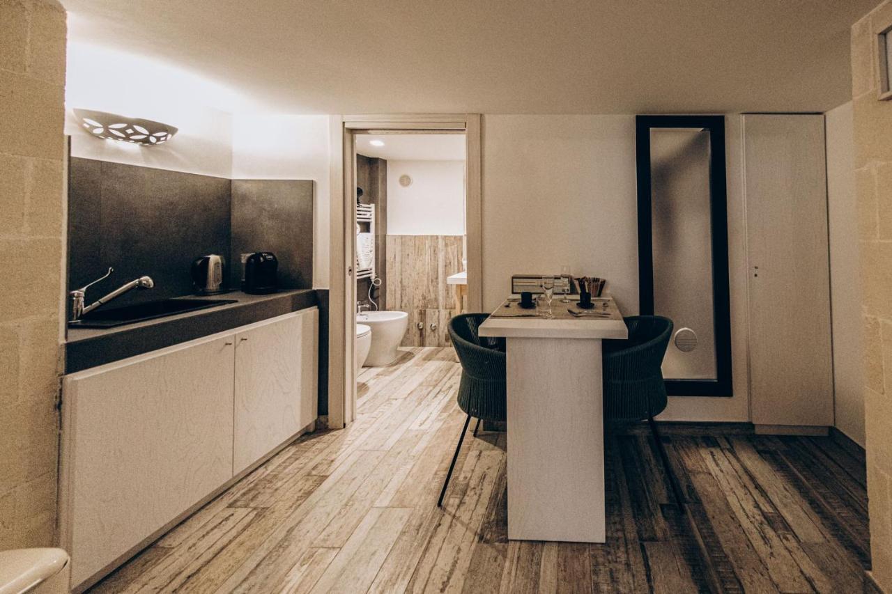 Le Suite Bed Pulsano Exterior photo