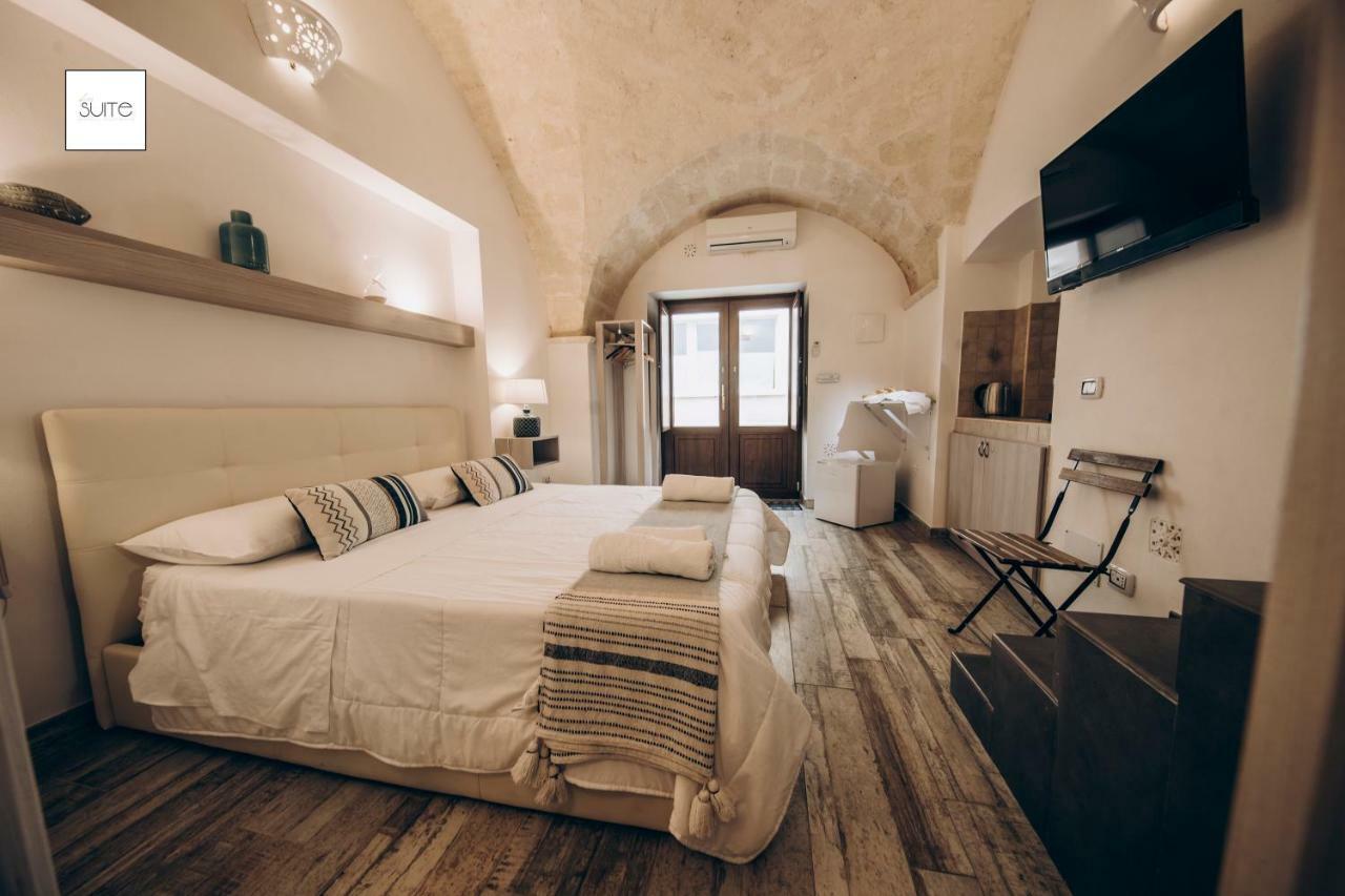 Le Suite Bed Pulsano Exterior photo